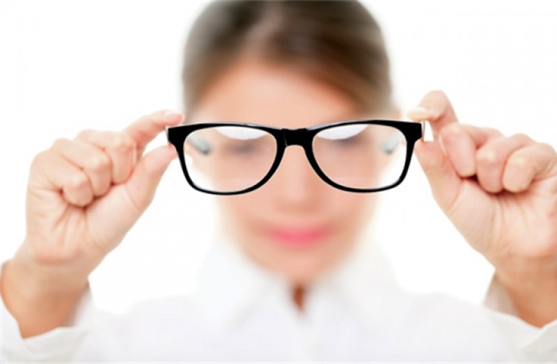 Mắt kính LB Eyewear - Bệnh tăng nhãn áp và cận thị có giống nhau không ?